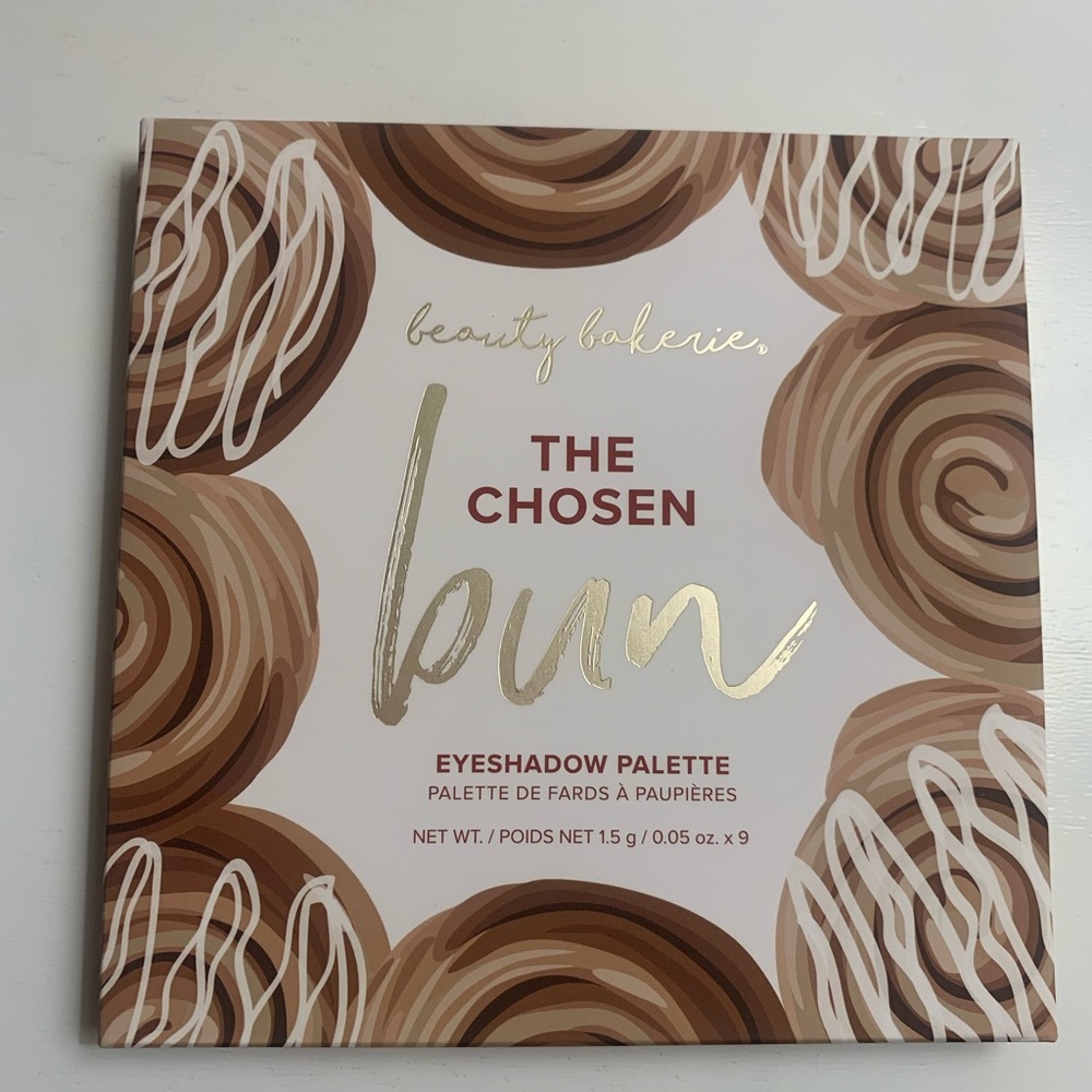 Beauty Bakerie The Chosen Bun Eyeshadow Palette